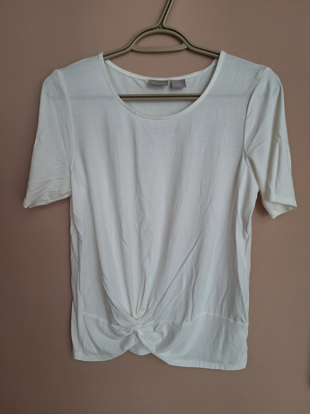 Chico's White Short Sleeve Twist-Hem Tee